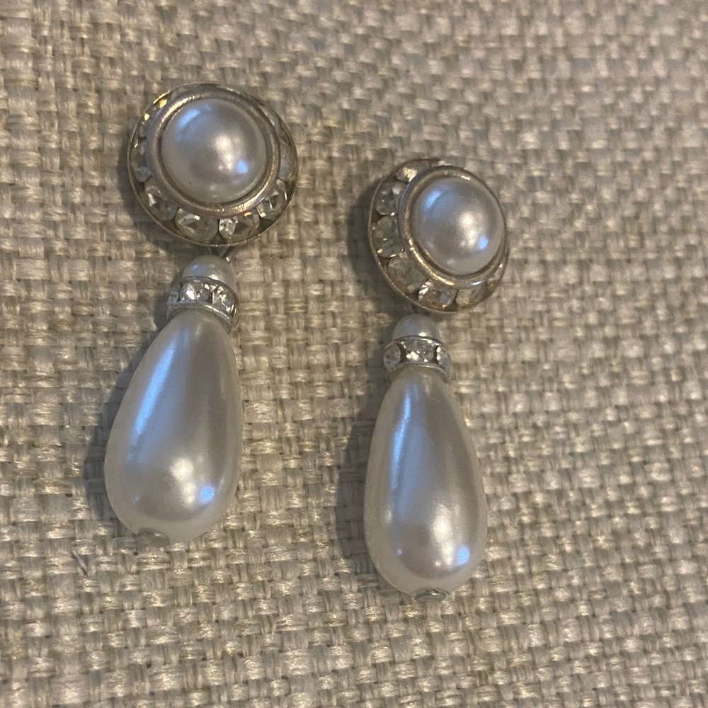 Elegant Silver and White Pearl Drop Earrings